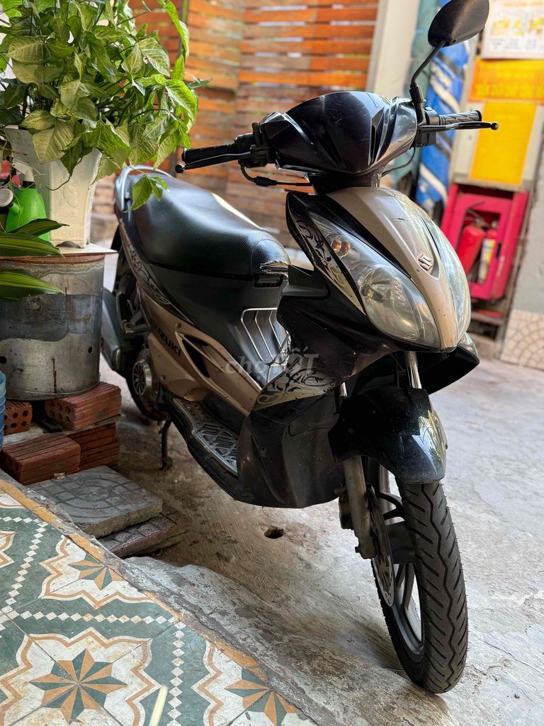 Suzuki Hayate 125, коричневый