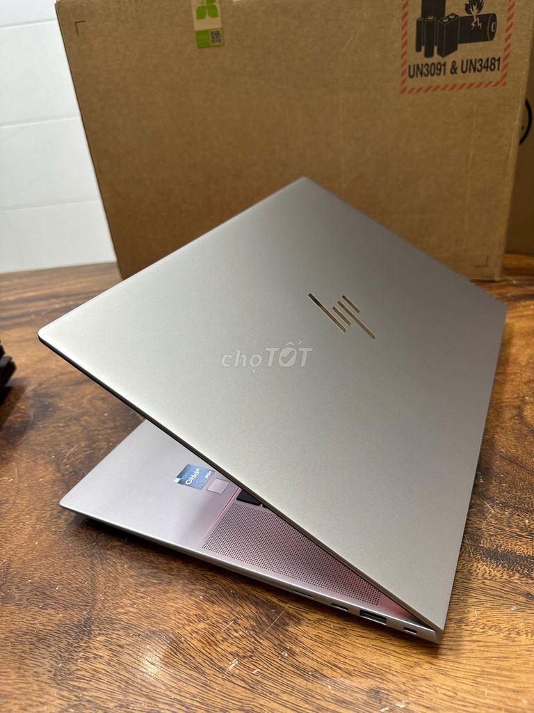 Hp Zbook studio 16 G10, i9 13900H, RTX A1000,4k