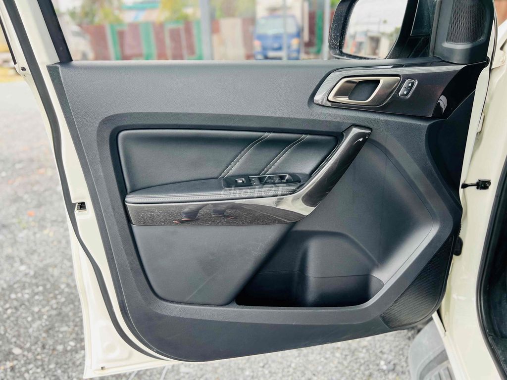 GĐ BÁN ĐỔI XE, EVEREST TITANIUM 1 CẦU 2019. Mua bán Ô tô tại Thành phố Thủ Đức Tp Hồ Chí Minh được đăng bởi Phước An hình 7