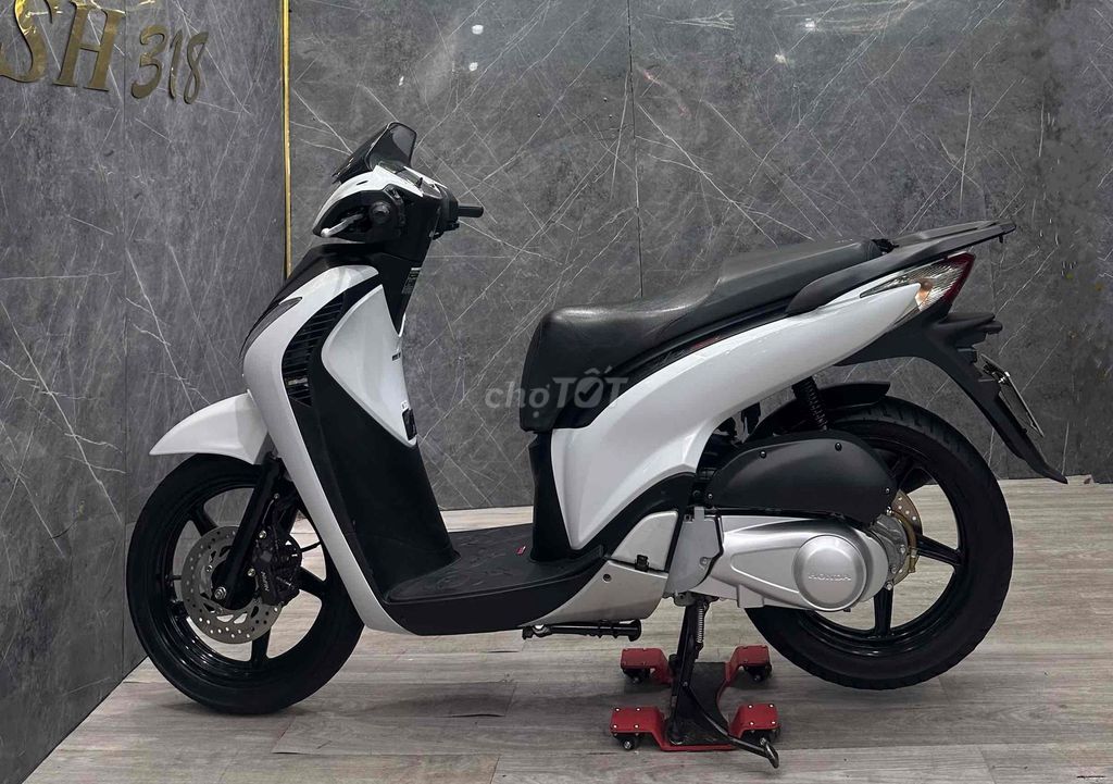 2011 Дуршлаг 150i SM108 с системой BS
