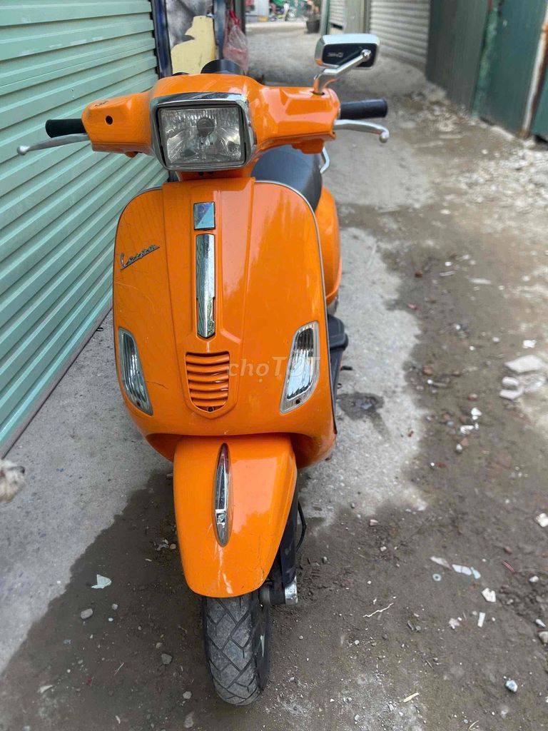 vespa ie bản đèn vuông máy cực êm. Mua bán Xe máy tại Quận Thanh Xuân Hà Nội được đăng bởi mua bán xe máy cũ giá rẻ hà nội hình 5
