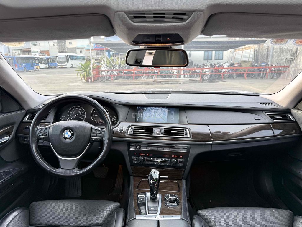 BMW 7 Series 2009 750Li F02 dkld 2011. Mua bán Ô tô tại Quận Tân Phú Tp Hồ Chí Minh được đăng bởi Lê Băng Vinh hình 20