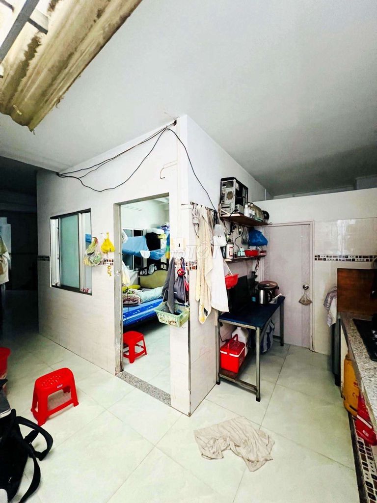 60m², ngang 4m x 15m, gần đường xe hơi, sau công viên Tân Phước