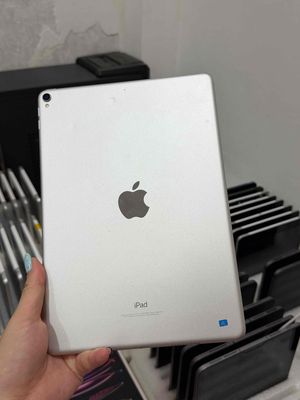 Apple iPad Pro 10.5 Wifi 64GB Bạc