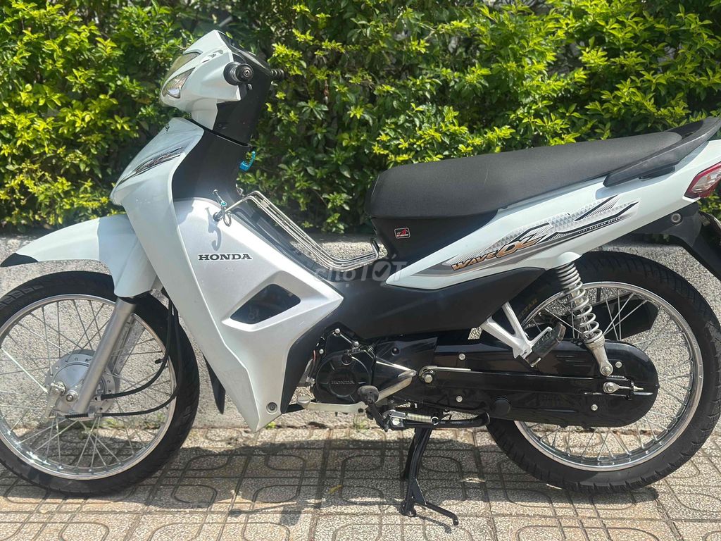 Honda Wave Alpha 2018 Trắng đen bạc zin mới 80% 9c. Mua bán Xe máy tại Thành phố Thủ Đức Tp Hồ Chí Minh được đăng bởi Xe Máy Sơn Thủ Đức hình 4