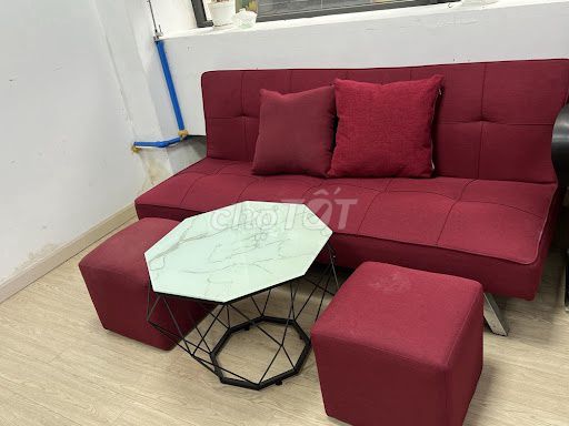 Ghế sofa vải đỏ đô phong cách hiện đại. Mua bán Bàn ghế tại Quận 1 Tp Hồ Chí Minh được đăng bởi Trung Hậu  hình 1
