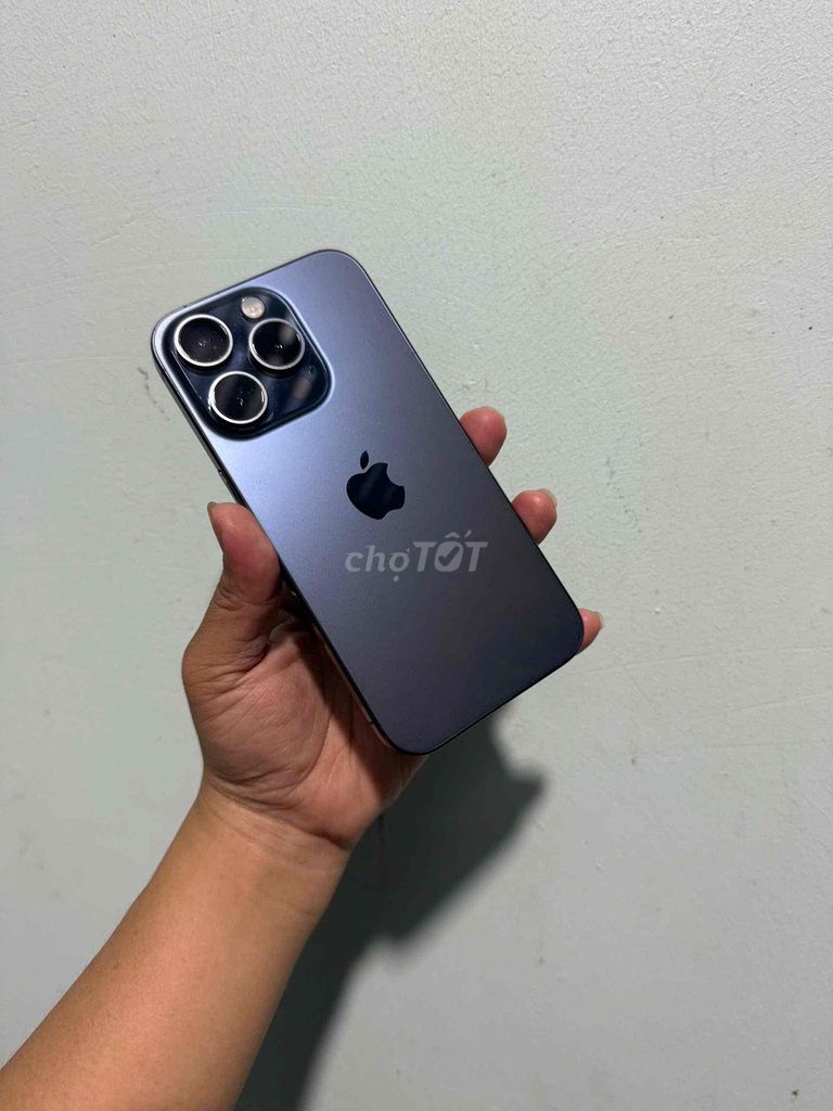 Apple iPhone 15 Pro 256GB zin ốc đít. Mua bán Điện thoại tại Thành phố Cà Mau Cà Mau được đăng bởi Nguyễn An hình 1