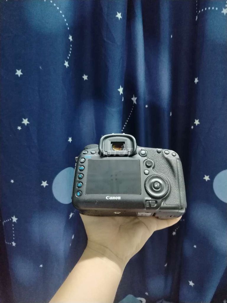 Máy ảnh Canon 5D Mark III Đen Hoàn hảo. Mua bán Máy ảnh, Máy quay tại Thị xã Bến Cát Bình Dương được đăng bởi nguyễn hình 1