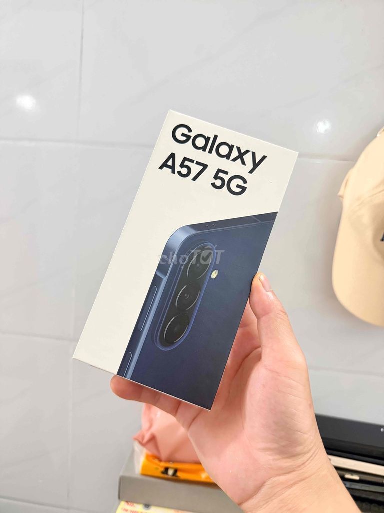 Samsung Galaxy A57 5G 8GB/128GB Xanh mới. Mua bán Điện thoại tại Thành phố Huế Thừa Thiên Huế được đăng bởi Vsmart Thu Mua Điện Thoại Laptop  hình 1