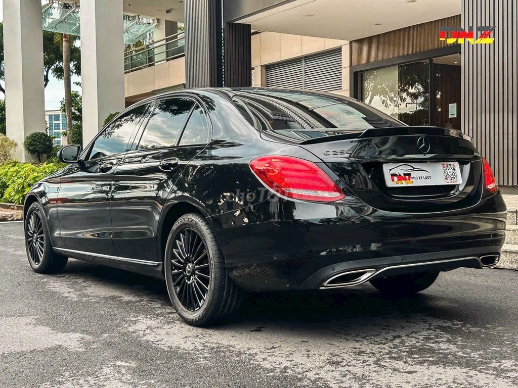 Mercedes Benz C250 Exclusive model 2017. Mua bán Ô tô tại Quận 7 Tp Hồ Chí Minh được đăng bởi JENNIE hình 6