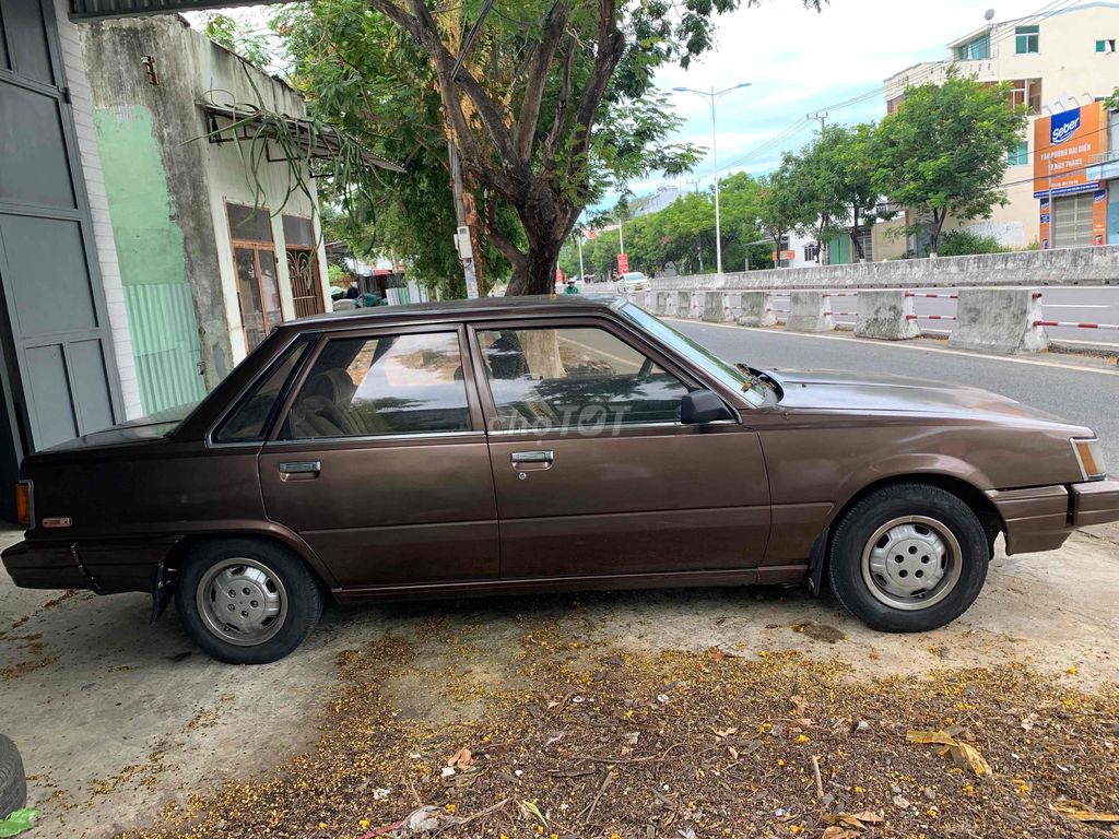 Toyota camry 1981-1985. Mua bán Ô tô tại Thành phố Nha Trang Khánh Hòa được đăng bởi A Luân hình 5
