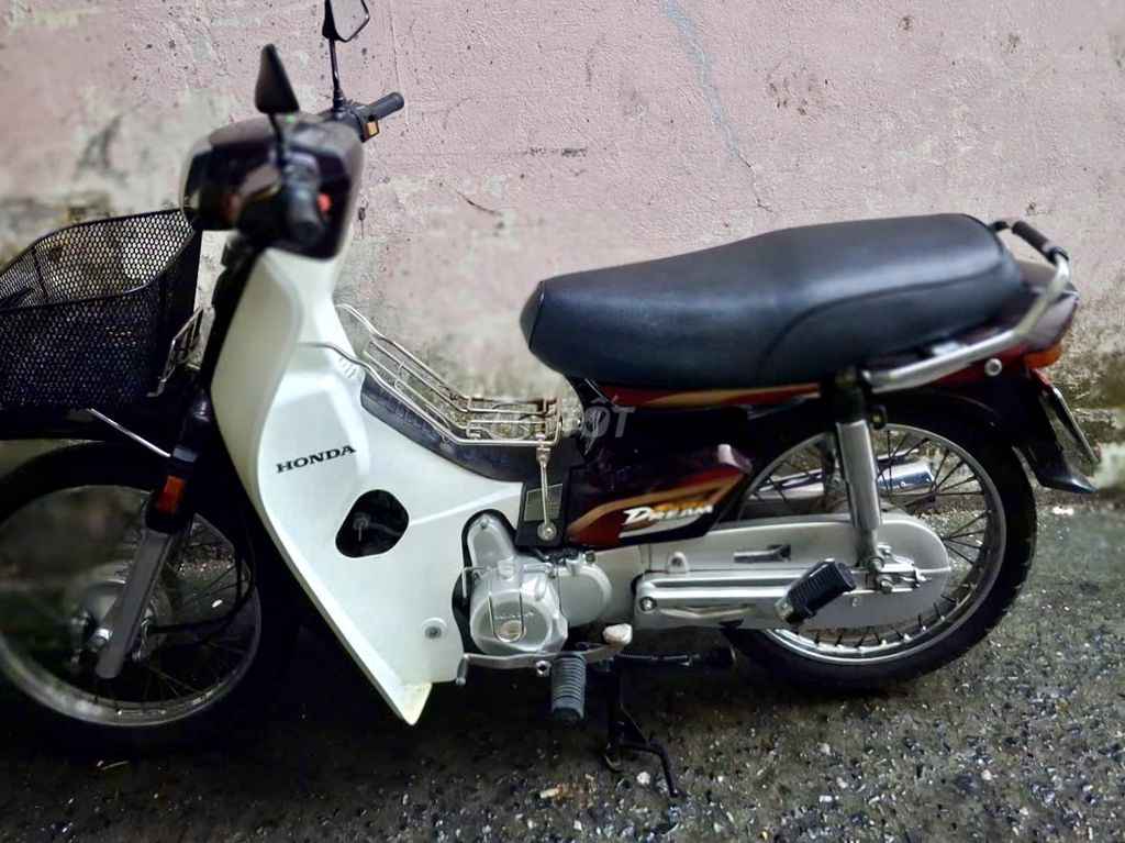 Honda Dream Super 2008 белый