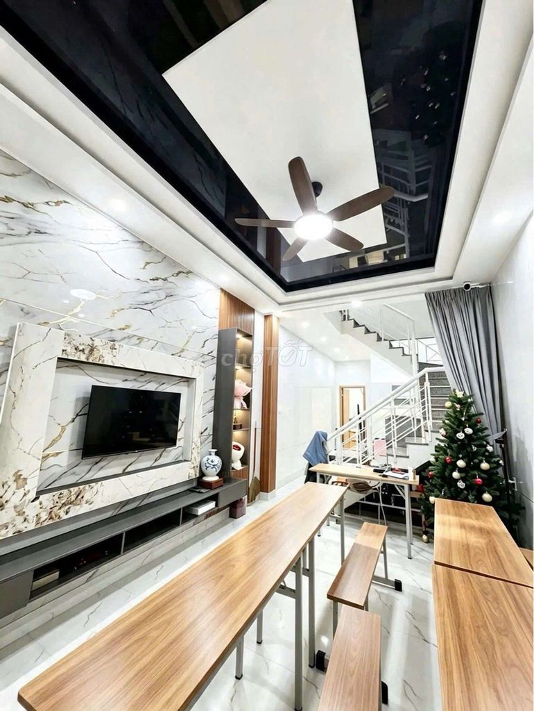 🔥 NHÀ 2 TẦNG 2 MÊ – KIỆT Ô TÔ TÔN ĐẢN – 58M² 🔥