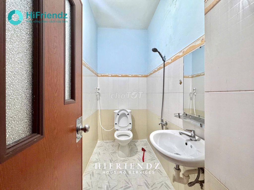 Cho thuê phòng trọ giá 3 triệu có máy lạnh ngay bến xe quận 8