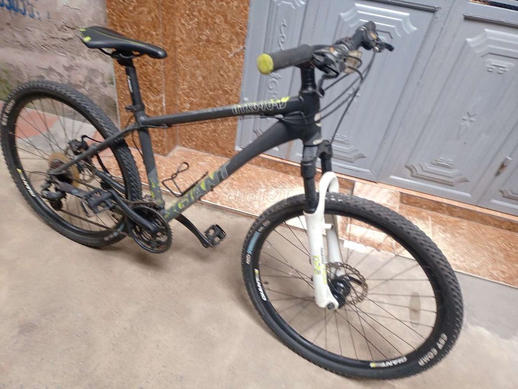 Lô 5 MTB chiếc GIANT hàng bãi. Mua bán Xe đạp tại Quận Ba Đình Hà Nội được đăng bởi van giang hình 5