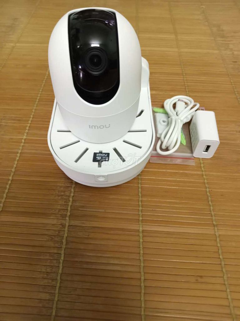 Camera wifi 360° IMOU A32 2K siêu nét + Thẻ nhớ 32