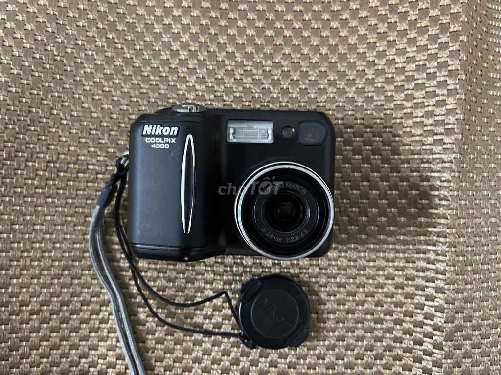 Máy ảnh Nikon Coolpix 4300 Đen. Mua bán Máy ảnh, Máy quay tại Quận Long Biên Hà Nội được đăng bởi Nguyễn Tùng Lâm hình 1