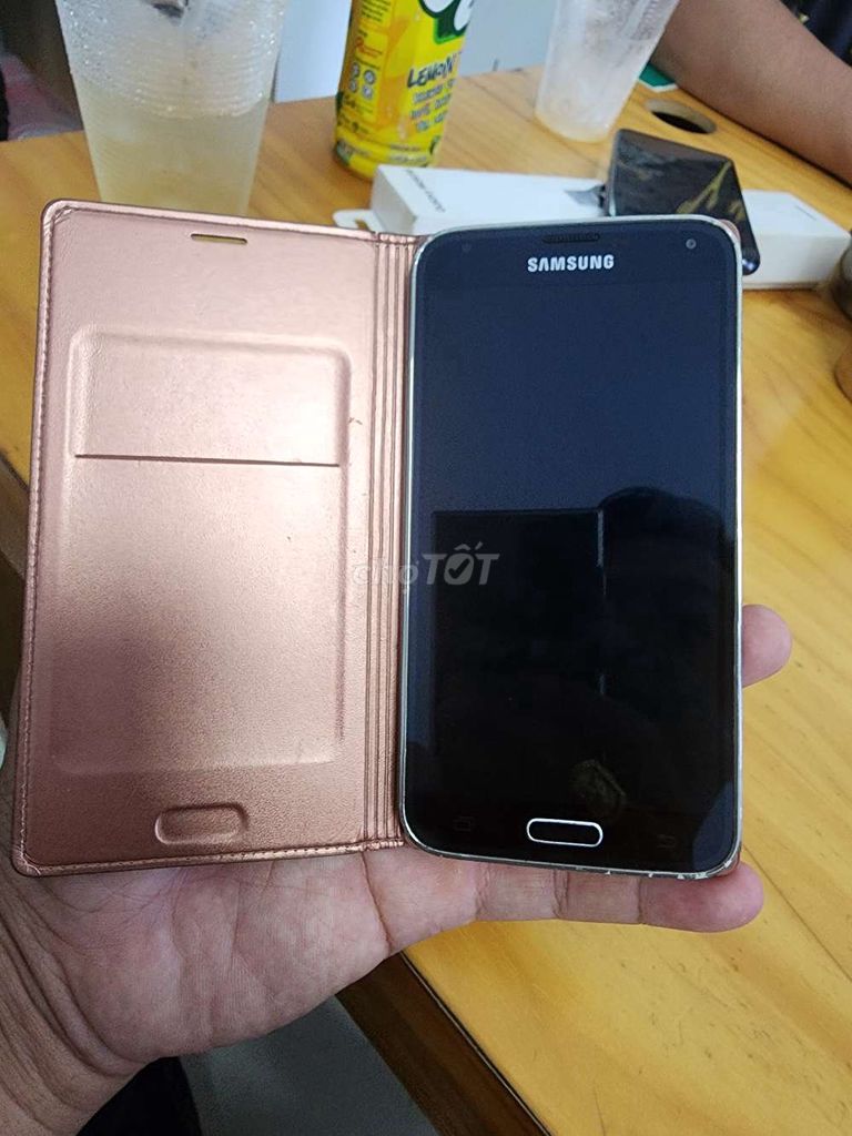 Samsung Galaxy S5 950k bán gl giao lưu