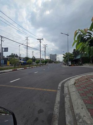 Bán căn hộ TMDV Shophouse 116.3m2 giao thô, The Pegasuit 2