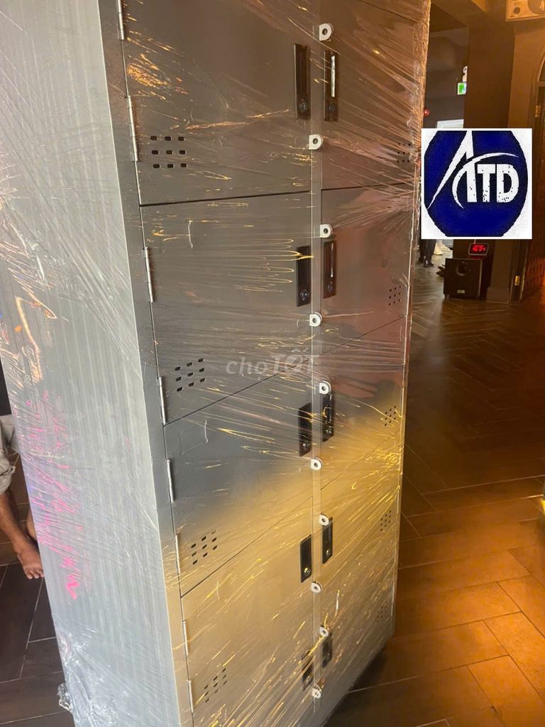 TỦ LOCKER SẮT'TỦ LOCKER'TỦ LOCKER NHÂN VIÊN GIÁ RẺ. Mua bán Đồ dùng văn phòng tại Quận 4 Tp Hồ Chí Minh được đăng bởi TỔNG KHO NỘI THẤT HCM hình 1