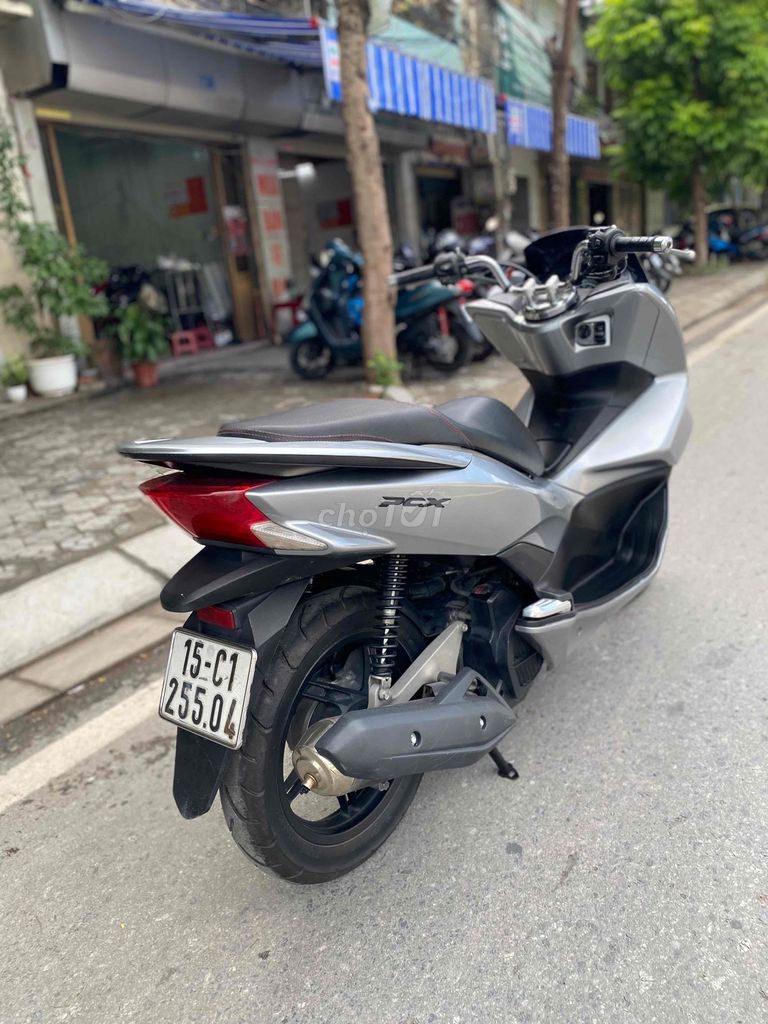 Honda PCX Bạc