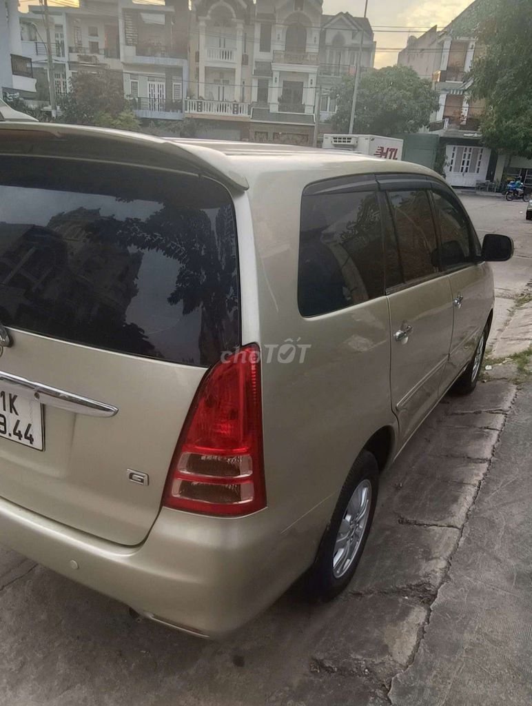 bán : TOYOTA INNOVA 2.0 G xe gia đình CỰC Rin