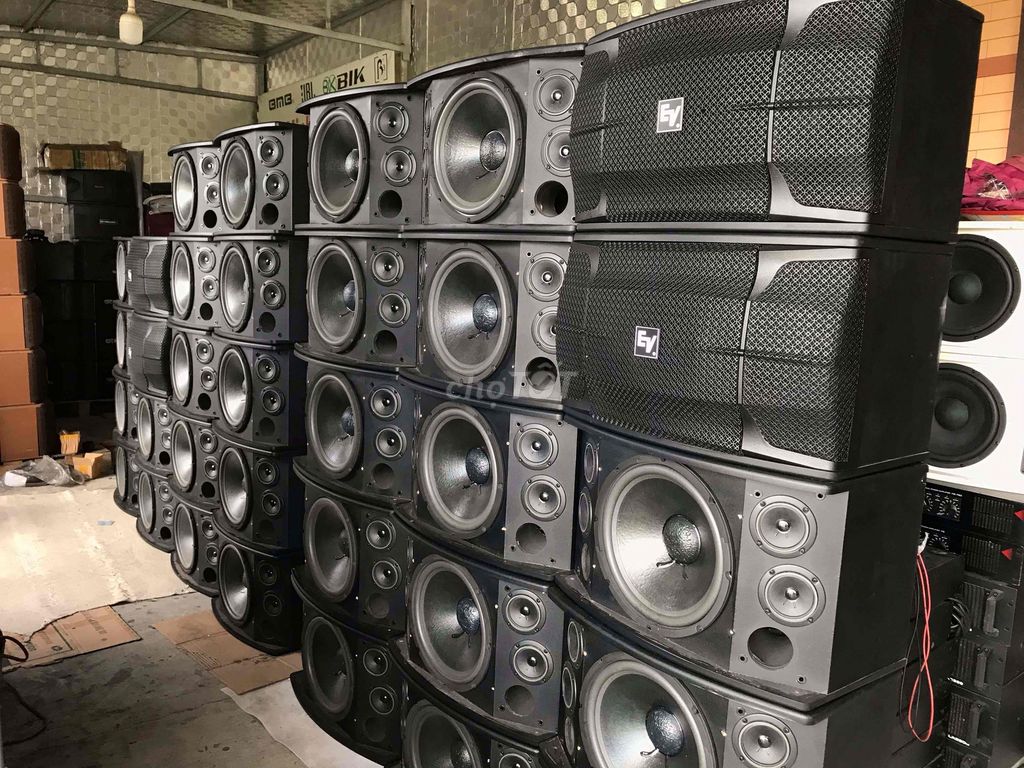 Loa EV 30 karaoke Electro-Voice USA hàng cực đẹp. Mua bán Tivi, Âm thanh tại Huyện Hải Hậu Nam Định được đăng bởi Minh Tứ Audio Hải Ninh Hải hậu Nam Định hình 1