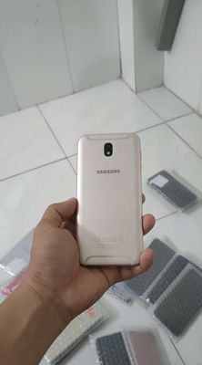 Samsung j7 pro, ram 3gb, 32gb
