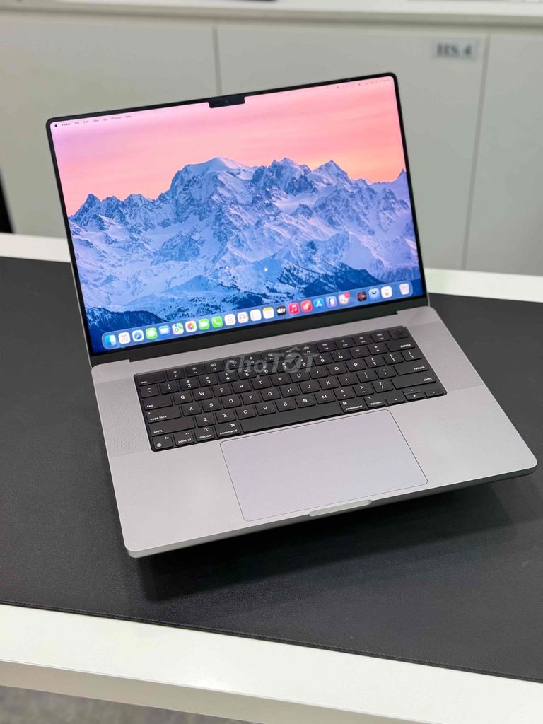 MacBook Pro 16” M1 Pro 32GB/512GB phím us, sạch. Mua bán Laptop tại Quận 10 Tp Hồ Chí Minh được đăng bởi Nguyễn Thị Tố Quỳnh hình 1