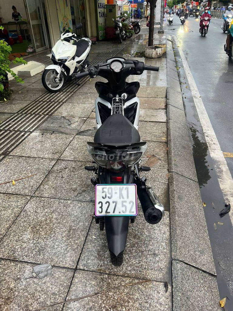 Yamaha Exciter 135 2014 mới 90% biển số thành phố. Mua bán Xe máy tại Quận Tân Phú Tp Hồ Chí Minh được đăng bởi Tuanduy hình 4