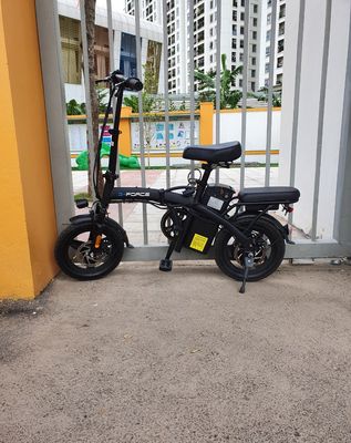 Bán xe đạp điện gấp đôi nhỏ gọn màu đen