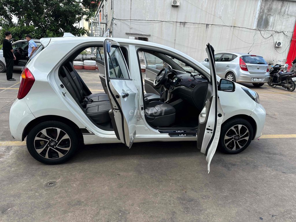 Kia Morning 2015 1.25 MT mua về chỉ việc chạy. Mua bán Ô tô tại Thành phố Uông Bí Quảng Ninh được đăng bởi Toàn Phương Computer hình 12