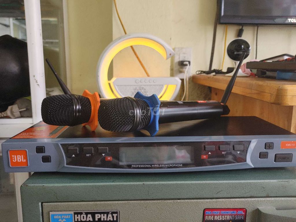 Micro không dây JBL KMC10 Đen. Mua bán Tivi, Âm thanh tại Huyện Thuỷ Nguyên Hải Phòng được đăng bởi Kiệm hình 1