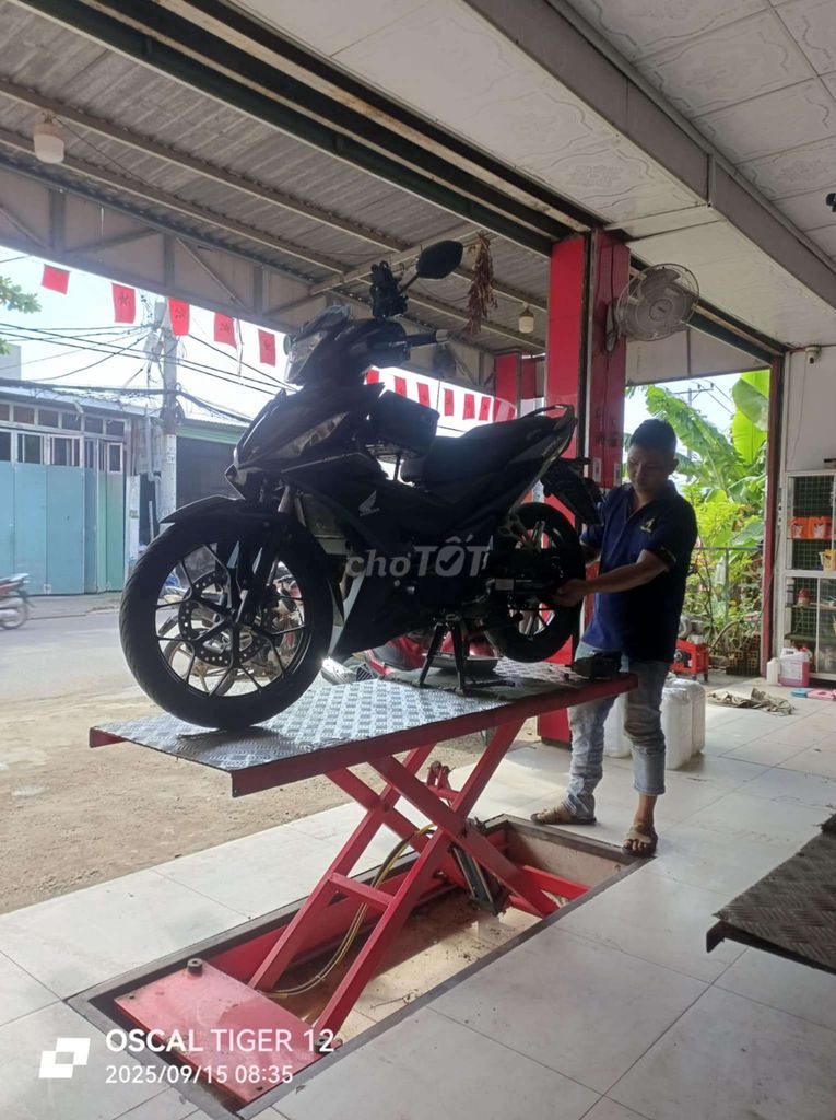 Do không còn nhu cầu sử dụng mình bán xe winner. Mua bán Xe máy tại Quận Bình Tân Tp Hồ Chí Minh được đăng bởi Nghĩa Ryuuu Lê hình 2