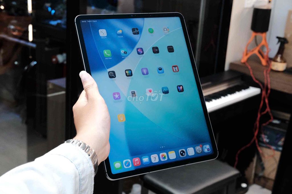iPad Pro M1 128GB 5G Space Gray đẹp 99%. Mua bán Máy tính bảng tại Quận Bình Thạnh Tp Hồ Chí Minh được đăng bởi Vân Anh 2Tech House hình 1