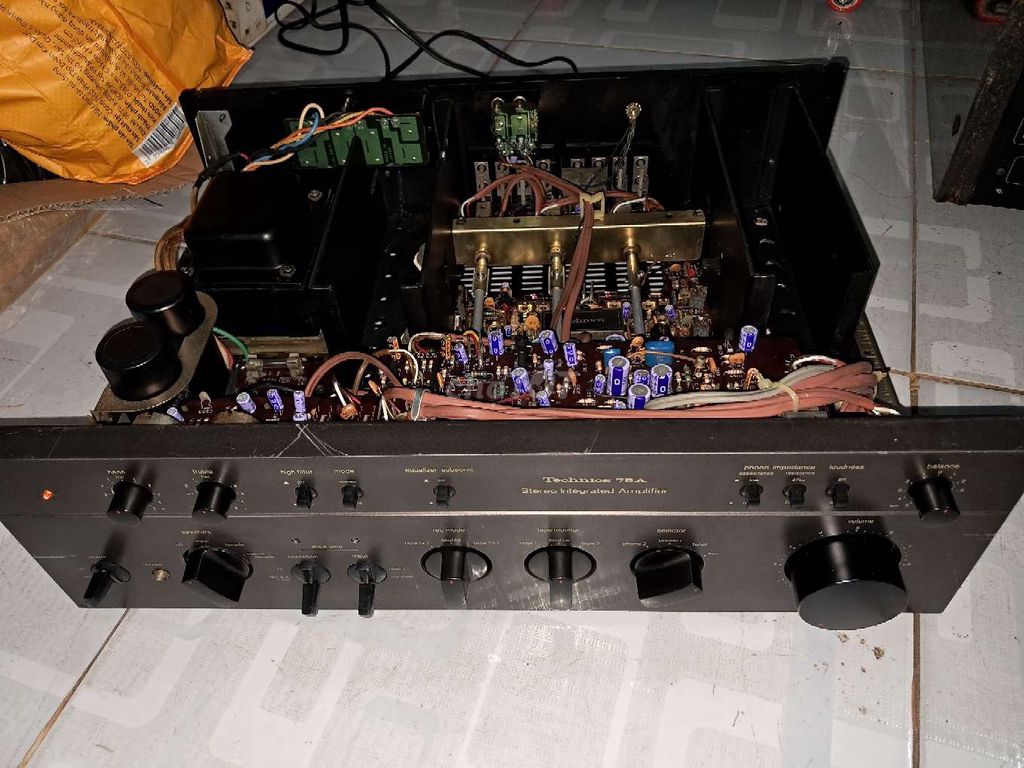 Amply Technics SU-75A Đen. Mua bán Tivi, Âm thanh tại Quận 11 Tp Hồ Chí Minh được đăng bởi Văn hình 1