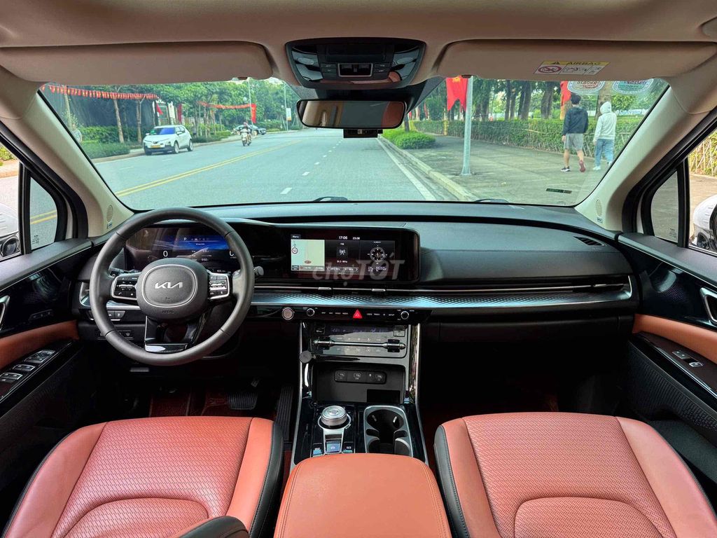 Kia Carnival Signature 2.2D 2022 màu trắng. Mua bán Ô tô tại Quận Cầu Giấy Hà Nội được đăng bởi Auto 6666 hình 11