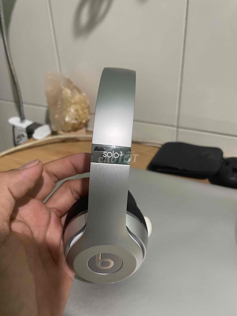 Tai nghe Beats Solo3 Bạc. Mua bán Tivi, Âm thanh tại Quận 8 Tp Hồ Chí Minh được đăng bởi vo thuong  hình 1