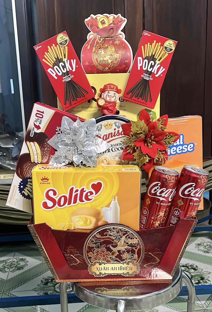Giỏ quà Tết Tổng hợp. Mua bán Đồ ăn, thực phẩm và các loại khác tại Huyện Gò Dầu Tây Ninh được đăng bởi Yuka hình 1