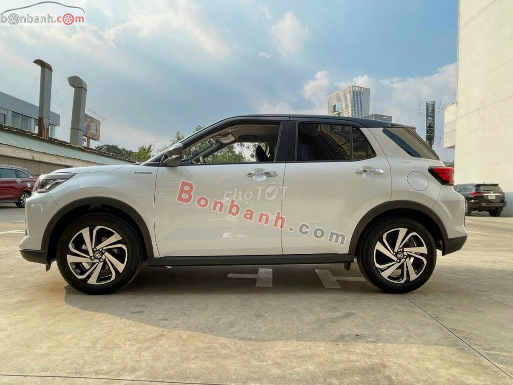 Toyota Raize 1.0 CVT. Mua bán Ô tô tại Thành phố Thủ Đức Tp Hồ Chí Minh được đăng bởi Duy anh hình 4