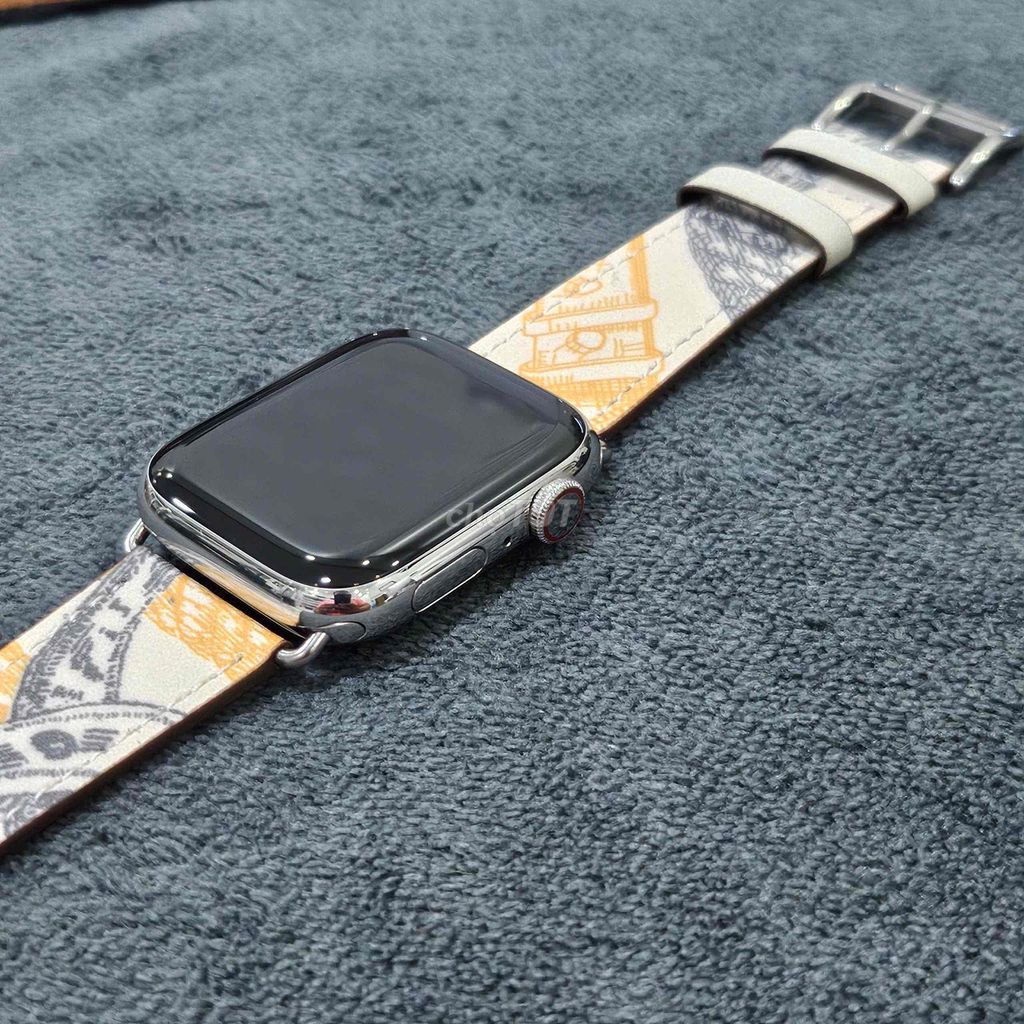 Apple Watch Thép 9 silver 45mm esim