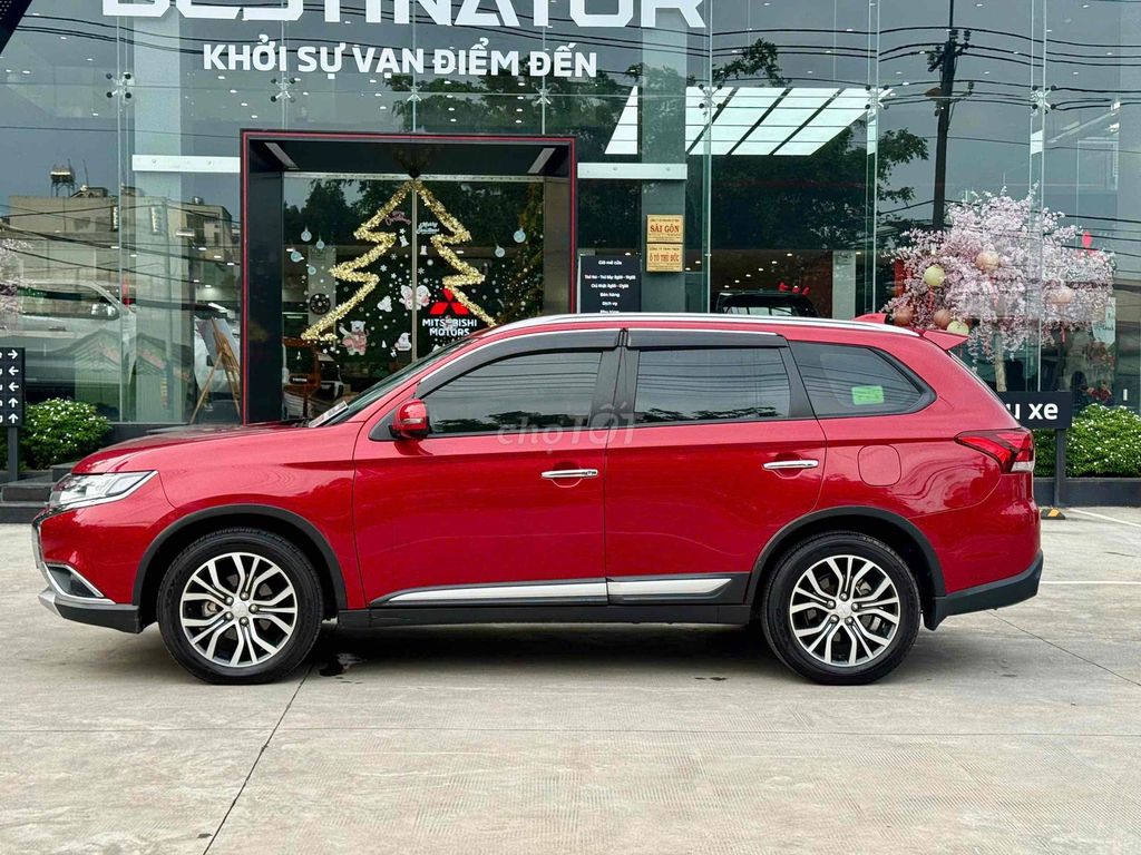 Mitsubishi Outlander 2018 siêu siêu lướt. Mua bán Ô tô tại Thành phố Thủ Đức Tp Hồ Chí Minh được đăng bởi Phú xe cũ Mitsubishi  hình 4