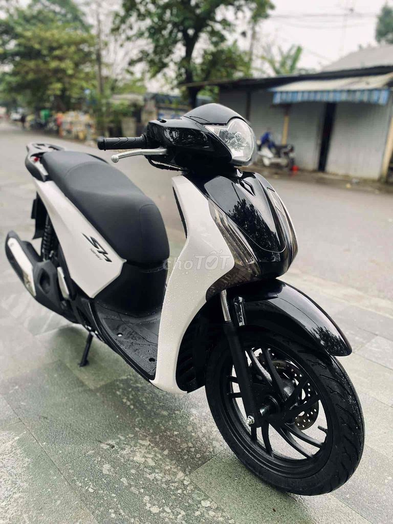 SH 125 máy rin ngon, dọn siêu đẹp. Mua bán Xe máy tại Thành phố Huế Thừa Thiên Huế được đăng bởi Trần Quý hình 5