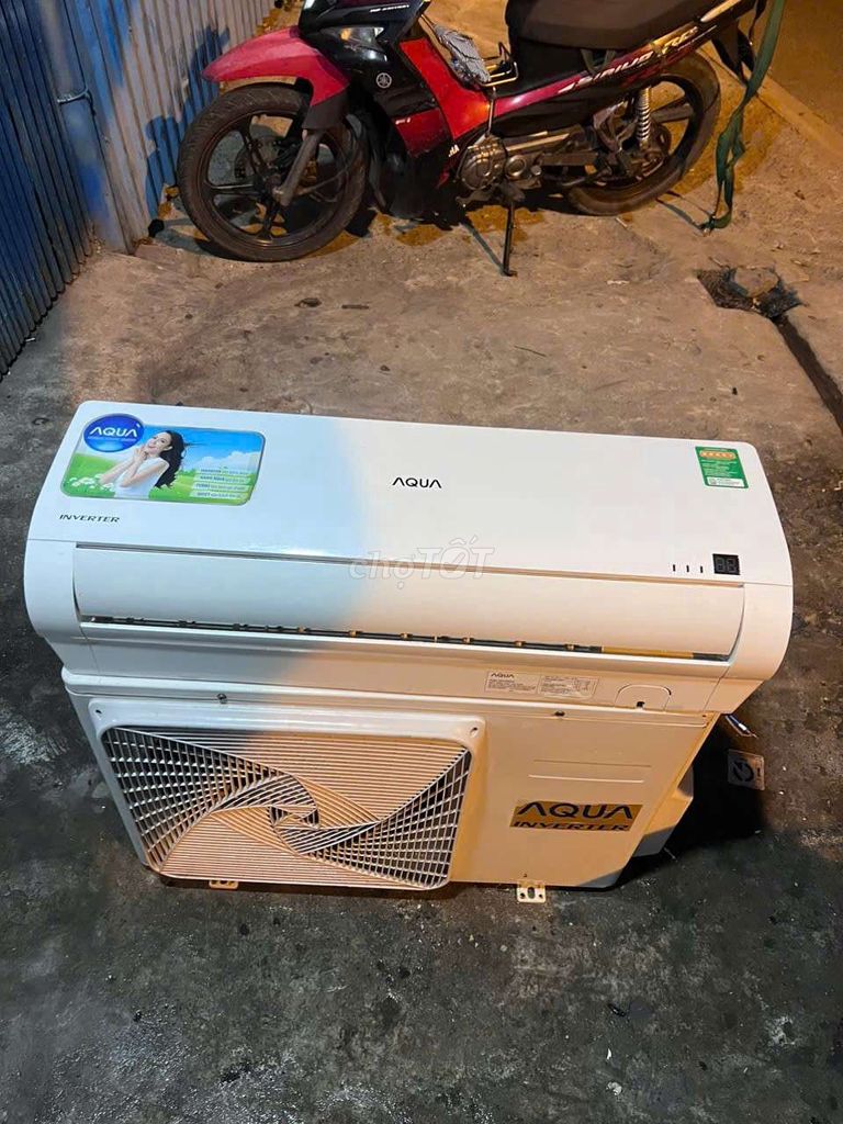 Thanh ly máy lạnh Aqua 1hp inverter như mới