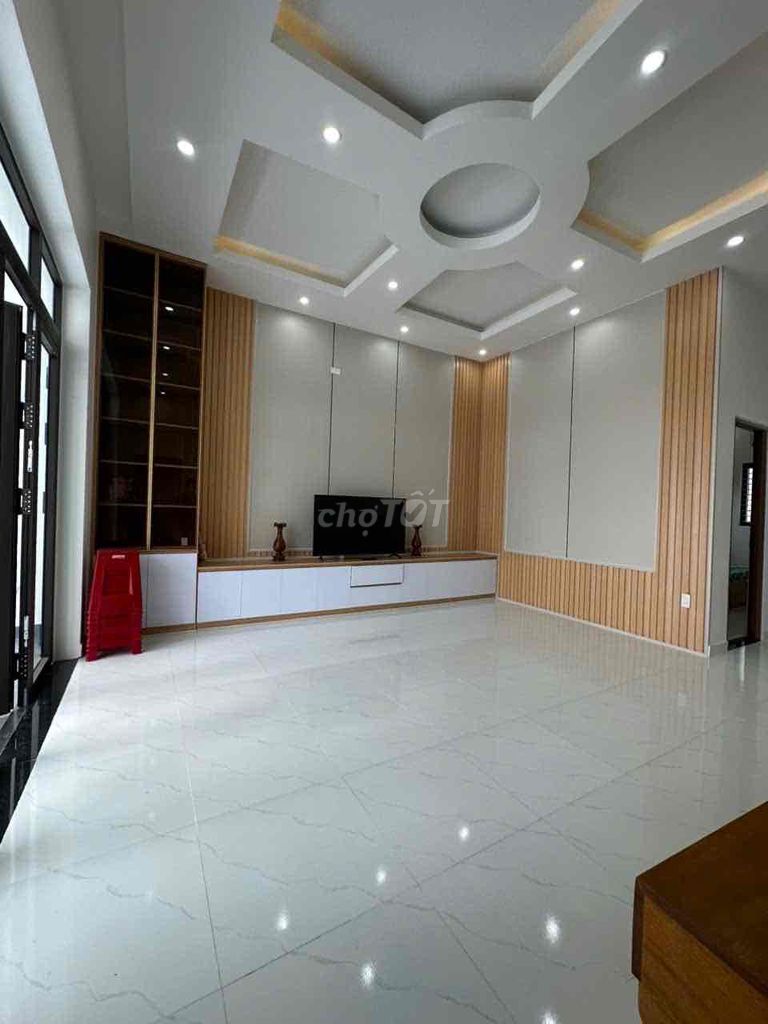 New 3-bedroom house steps from Tân Trà beach — photo 3