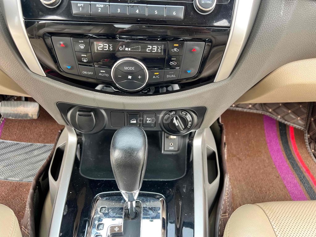 Nissan Navara 2016 VL 200000 km. Mua bán Ô tô tại Quận Hà Đông Hà Nội được đăng bởi Đỗ Tiên  hình 13