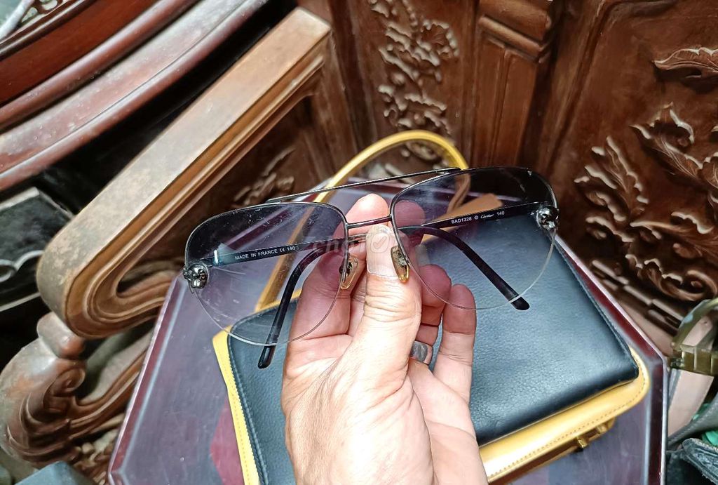 Kính Cartier mắt cước đen unisex. Mua bán Phụ kiện thời trang khác tại Quận Hoàng Mai Hà Nội được đăng bởi Xtung hình 1