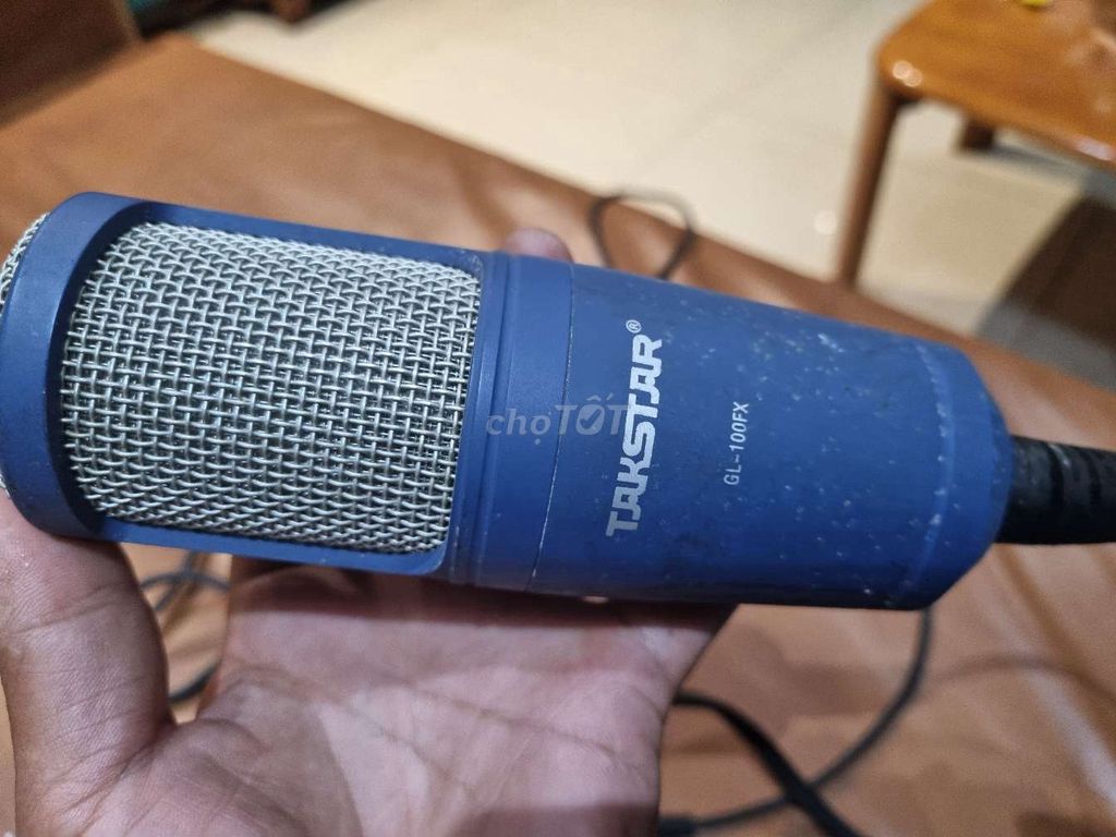 Mic thu âm TAKSTAR GL-100FX như hình