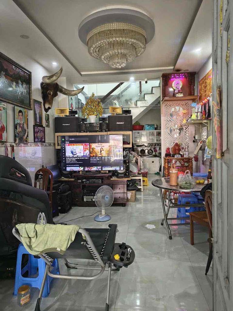 NHÀ 2 TẦNG MẶT TIỀN HẺM ĐƯỜNG PHẠM THẾ HIỂN P7Q8