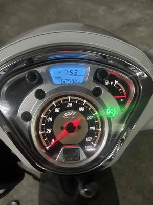 cần bán shmode 2014 chính chủ 6v3 zin nguyên bản. Mua bán Xe máy tại Quận Long Biên Hà Nội được đăng bởi Phan Anh